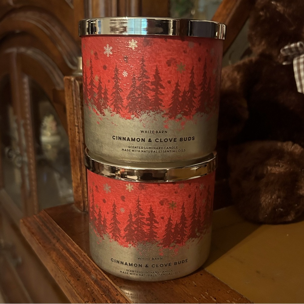 Bath & Body Works Cinnamon & Cloves Buds Candle Set